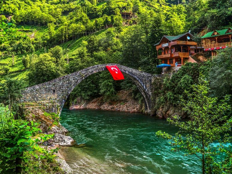 RAMAZAN BAYRAMI ÖZEL KARADENİZ YAYLALAR ve BATUM TURU 5 Gece Konaklamalı