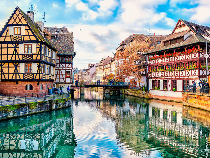 MAXİ BENELUX & PARİS & ALSACE Pegasus Hava Yolları ile 7 Gece