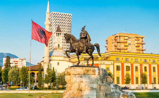 BAŞTANBAŞA BALKANLAR TURU